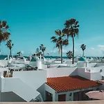International Surf Camp Only Surf Ostello Corralejo